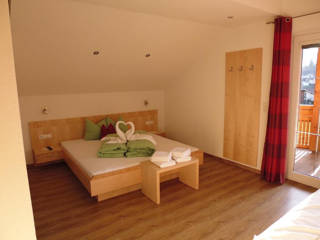 Ferienwohnung Gundolf Christine Arzl im Pitztal Room photo