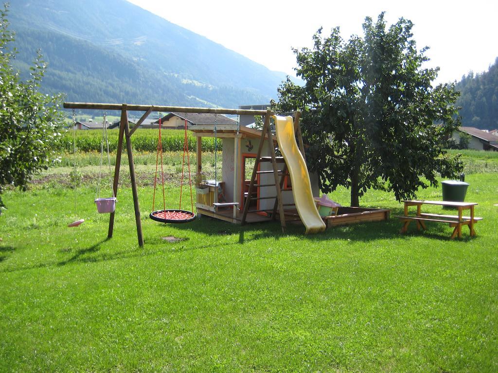 Ferienwohnung Gundolf Christine Arzl im Pitztal Room photo